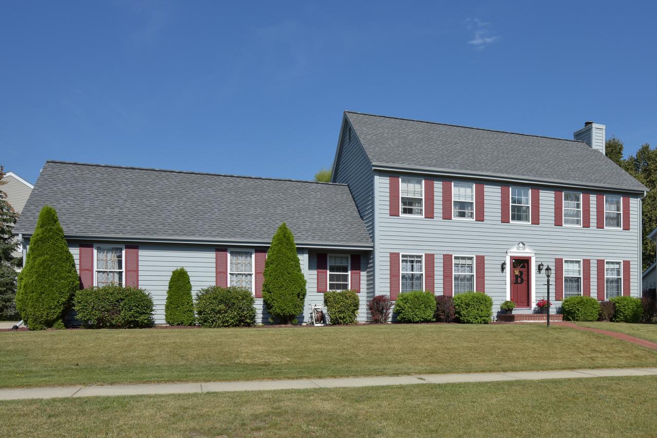 6781 S 35th St, Franklin, WI 53132