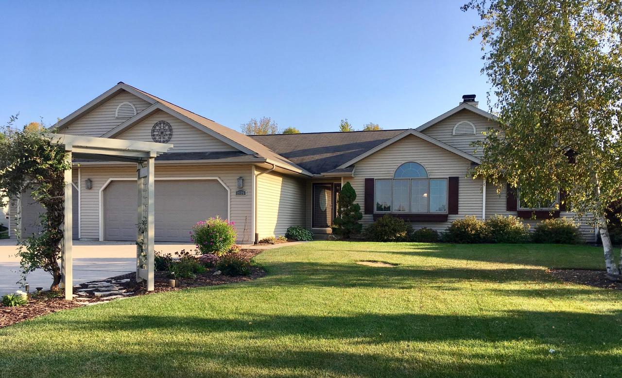 2725 Rolling Meadows Dr., Sheboygan, WI 53083