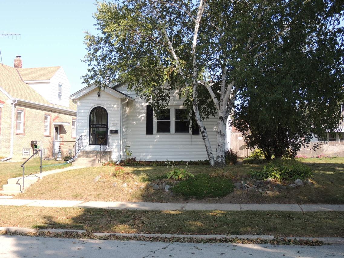 3958 S 1st Pl., Milwaukee, WI 53207