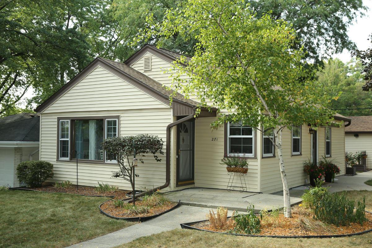 271 N 115th St, Wauwatosa, WI 53226