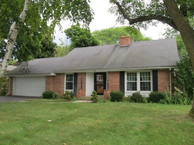 5419 Gallant Fox Ln, Caledonia, WI 53402