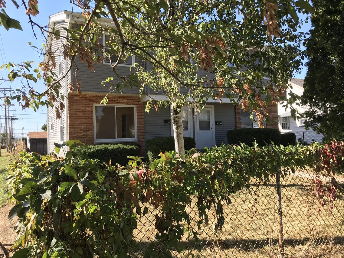 4055 S 5th St. #4057, Milwaukee, WI 53207