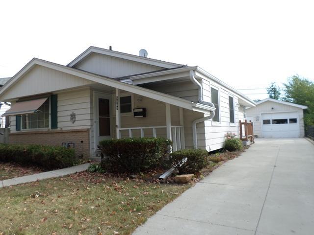 5903 44th Ave, Kenosha, WI 53144