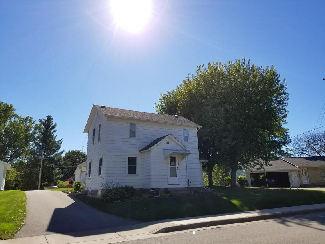 1615 Cardinal St, Bangor, WI 54614