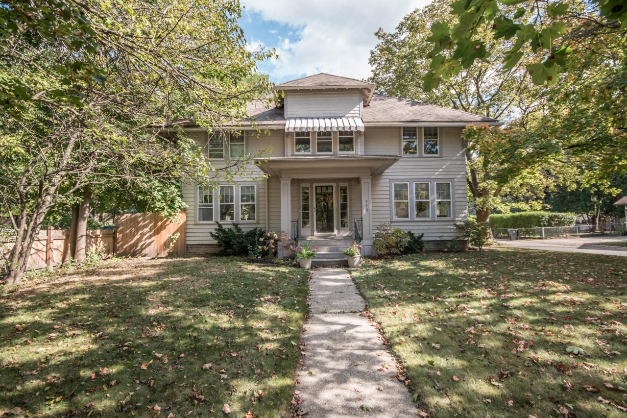 119 S Grand Ave, Waukesha, WI 53186