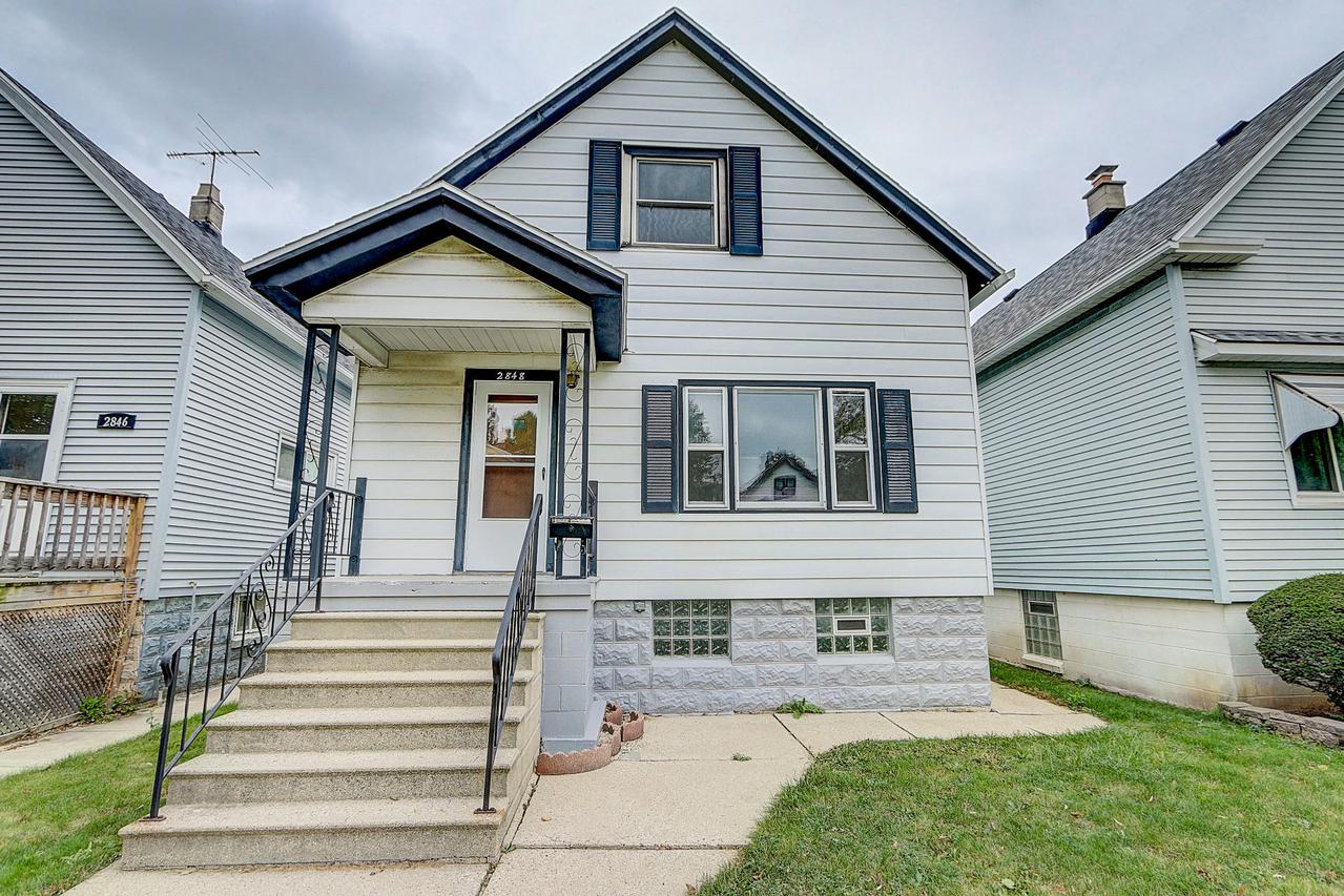 2848 S 9th Pl., Milwaukee, WI 53215