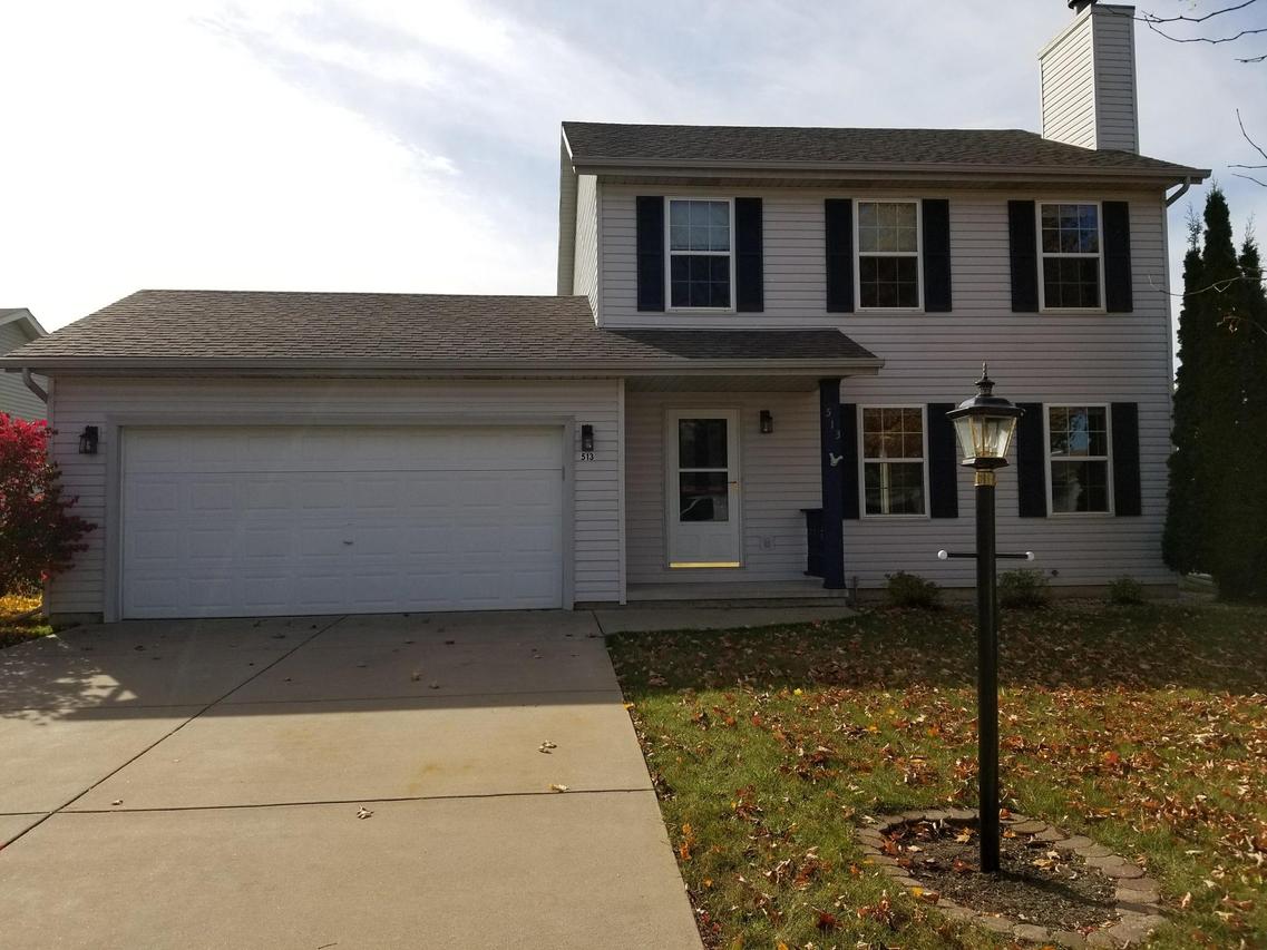 513 Foxtail Dr, Hartford, WI 53027