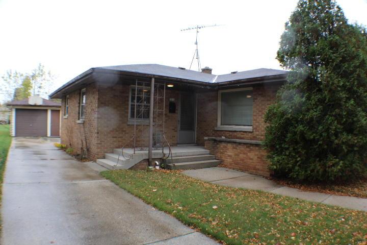 2818 Wedemeyer St., Sheboygan, WI 53081