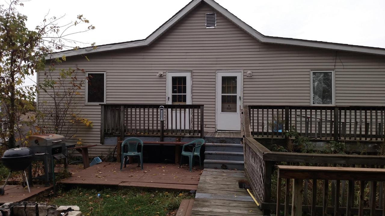 105 Storck St., Slinger, WI 53086