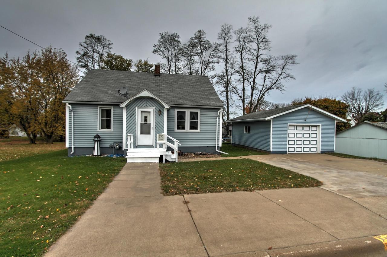 1117 Main St, Cashton, WI 54619