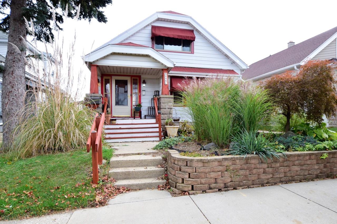 3248 S 10th St, Milwaukee, WI 53215
