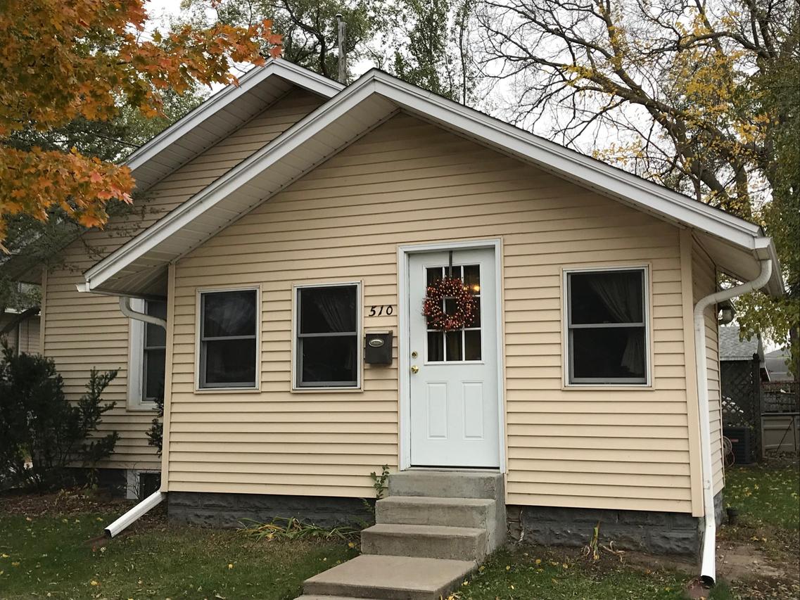 510 Car St, La Crosse, WI 54603