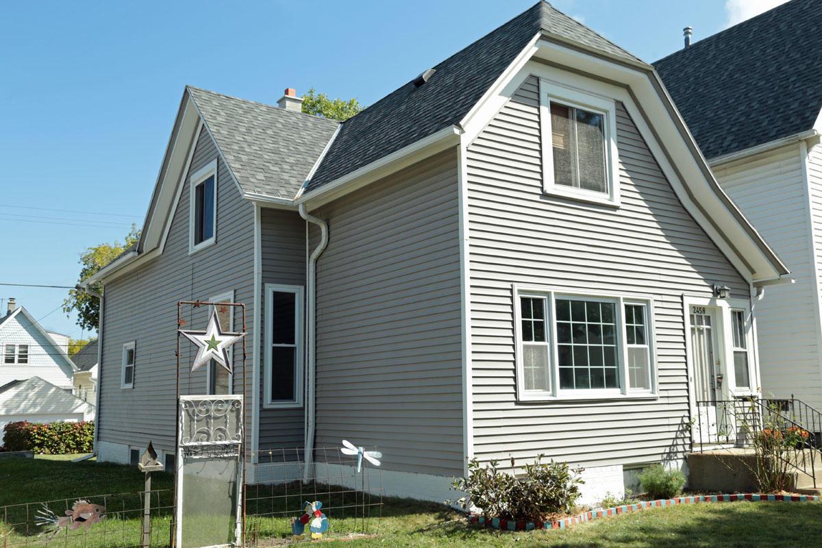 2458 S Howell Ave., Milwaukee, WI 53207