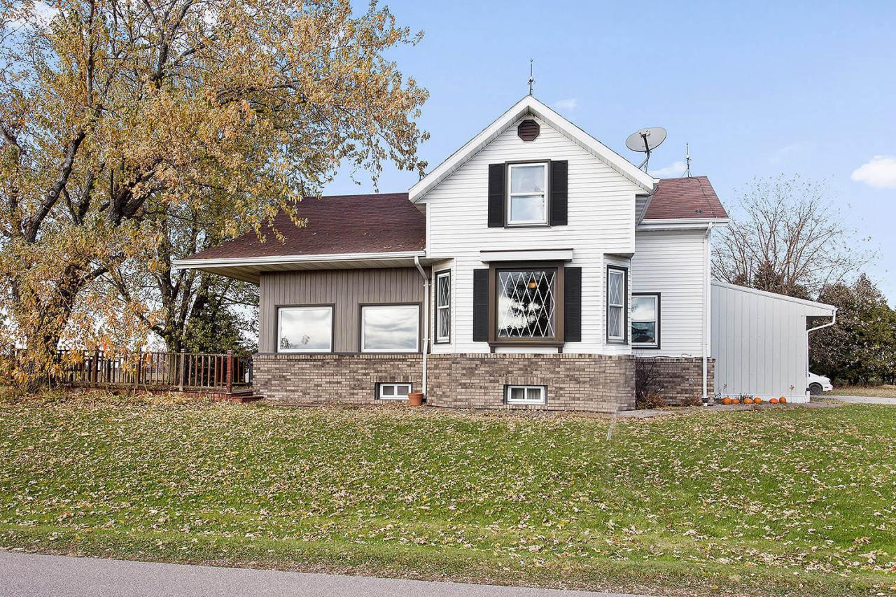 W1224 Harvestore Rd., Brillion, WI 54110