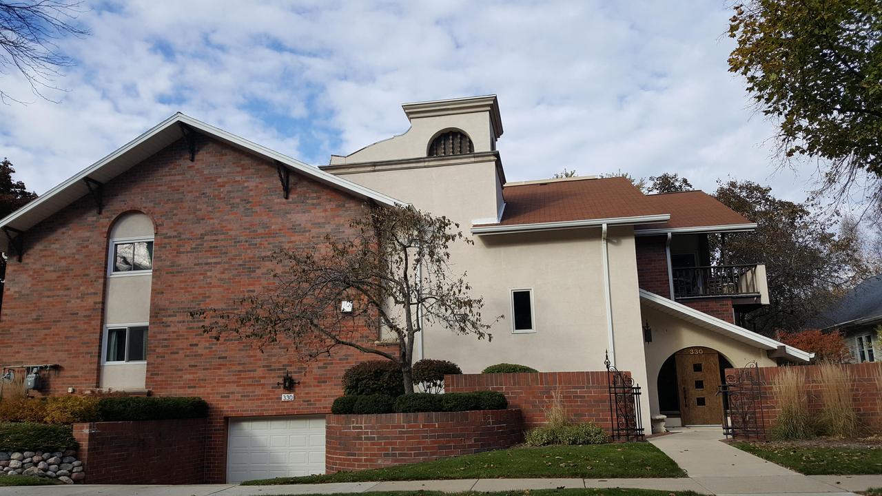 330 E Beaumont Ave #101, Whitefish Bay, WI 53217