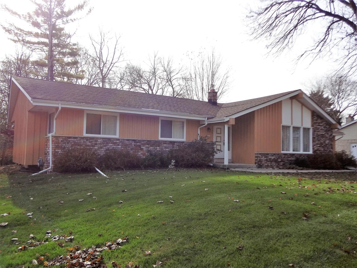 2235 W Brantwood Ave., Glendale, WI 53209