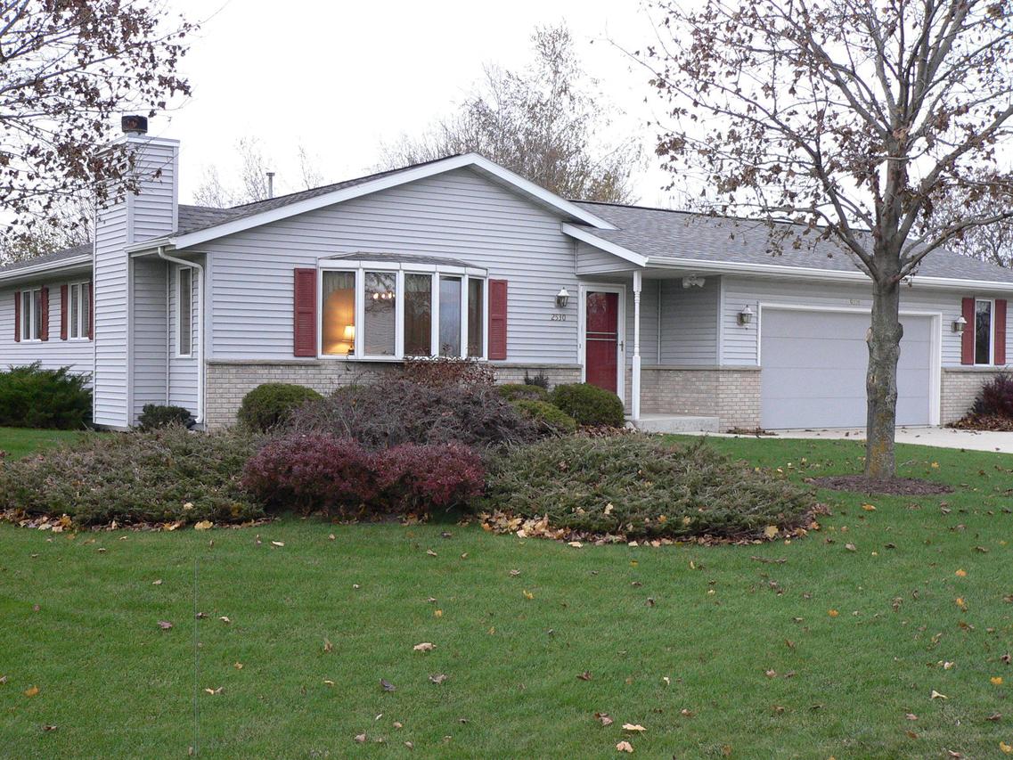 2530 Duchess Dr., Sheboygan, WI 53083