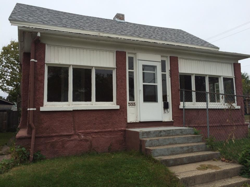 533 Avon St, La Crosse, WI 54603