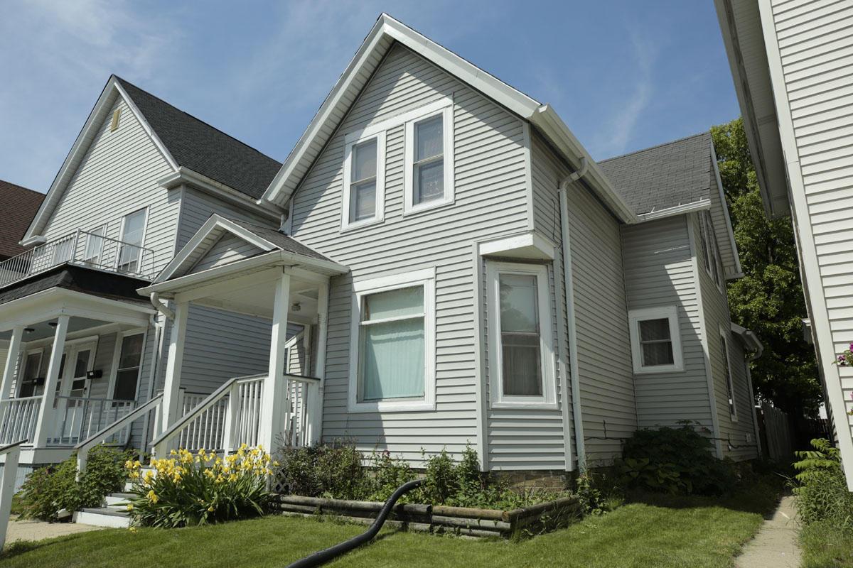 1455 S 71st St., West Allis, WI 53214