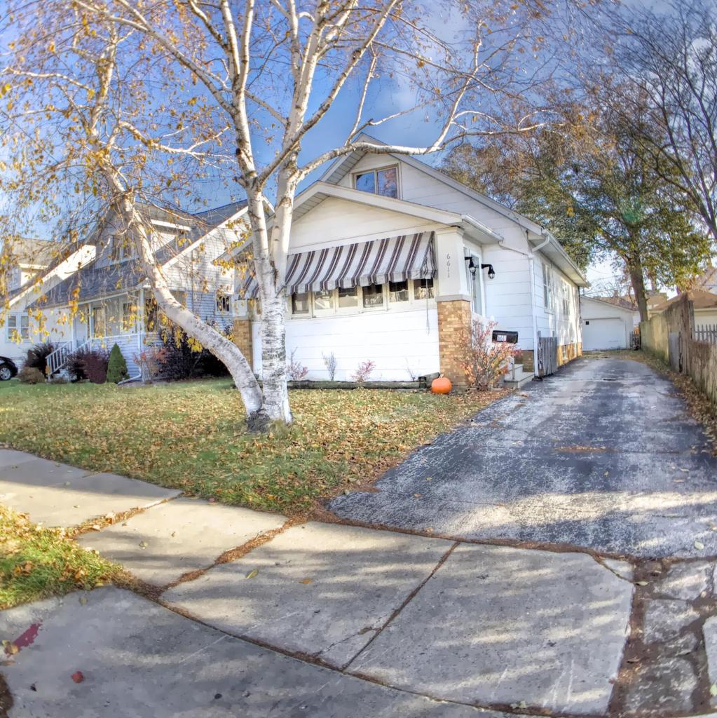 6611 29th Ave, Kenosha, WI 53143