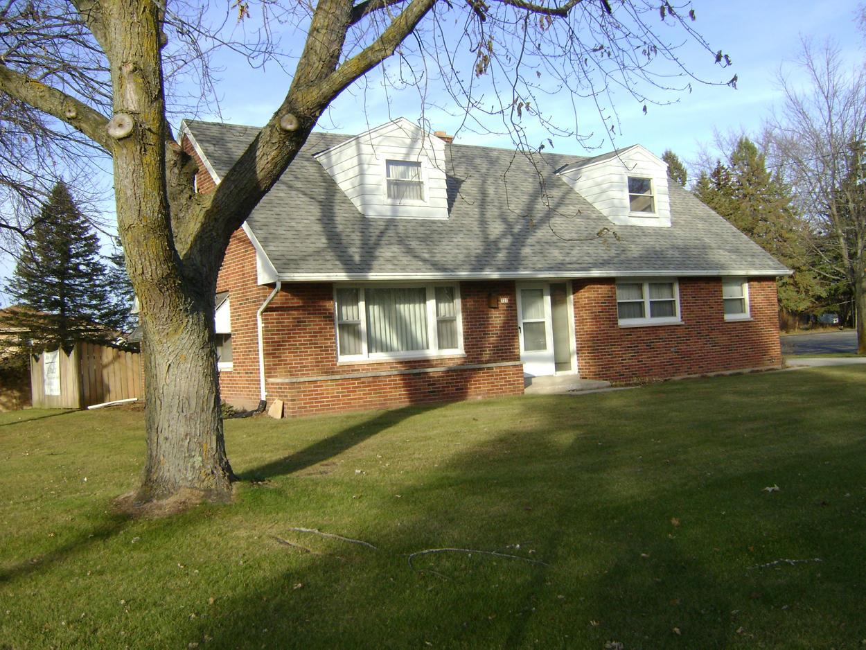 727 Grand Ave, Random Lake, WI 53075