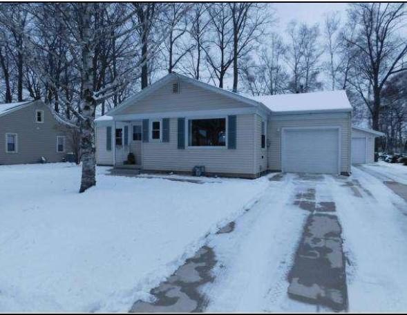 1414 N 23rd St., Manitowoc, WI 54220