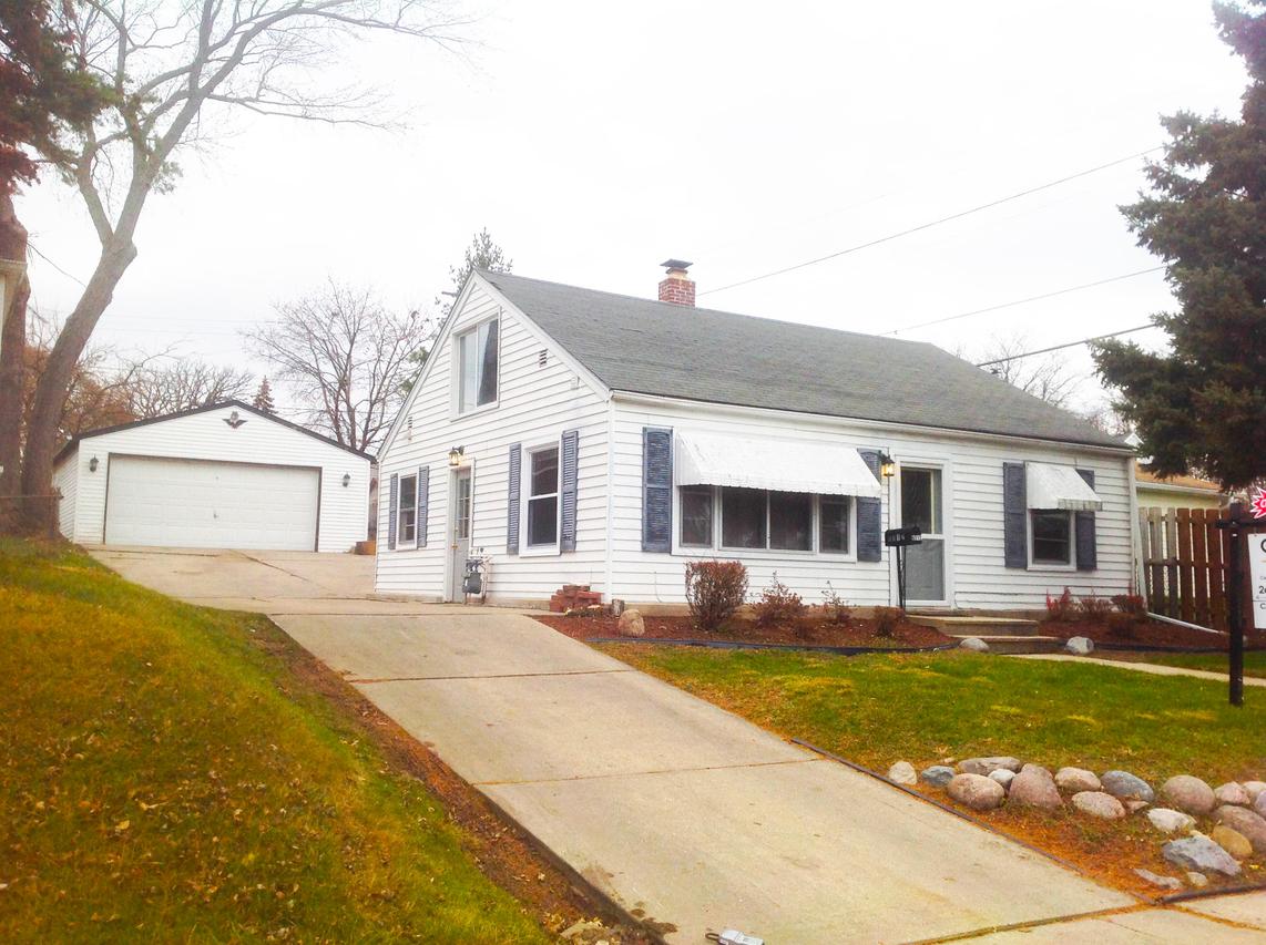 6012 46th Ave, Kenosha, WI 53142
