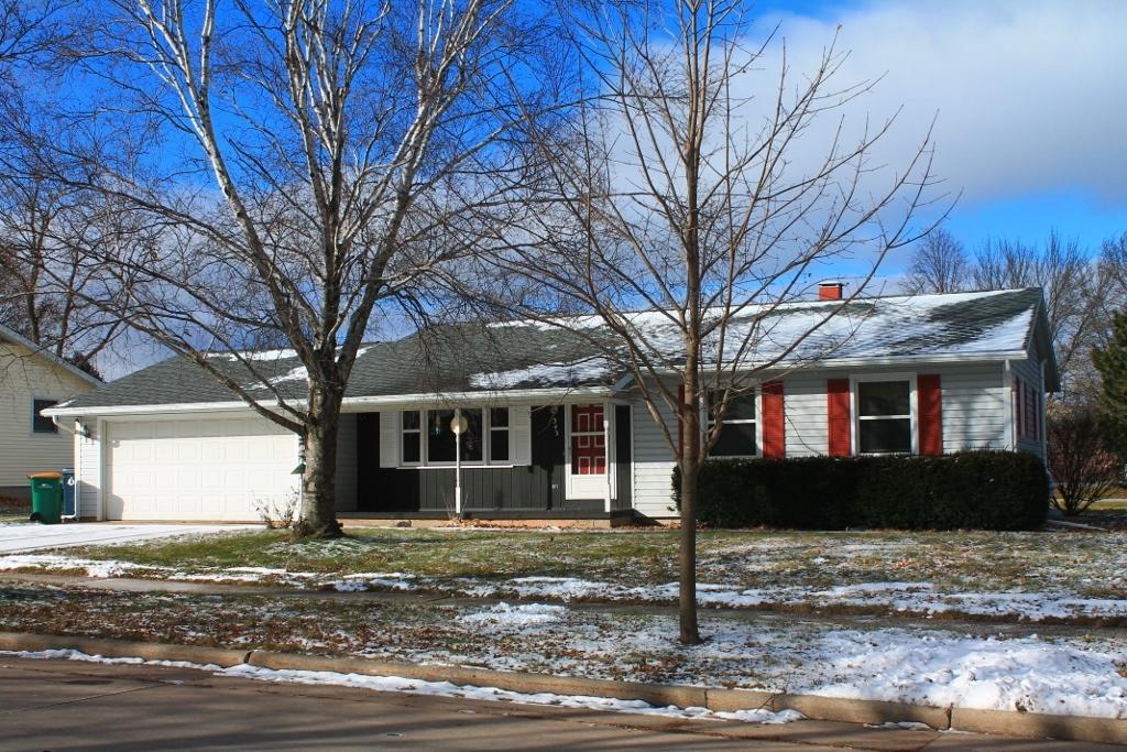 343 Hawthorne Dr., Fond Du Lac, WI 54935