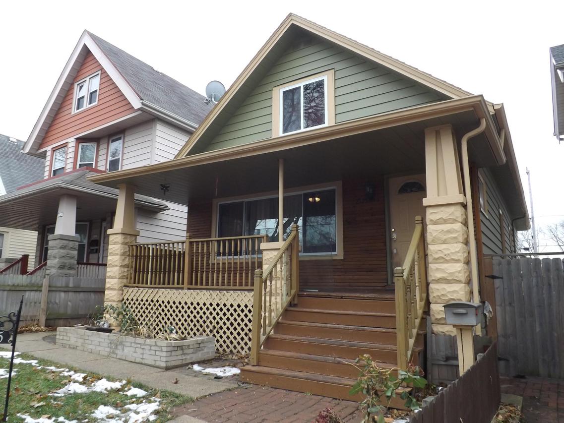2125 S 30th, Milwaukee, WI 53215