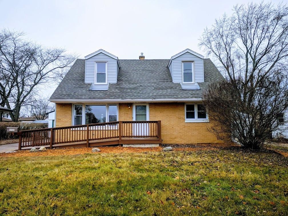 3735 S 68th St., Milwaukee, WI 53220