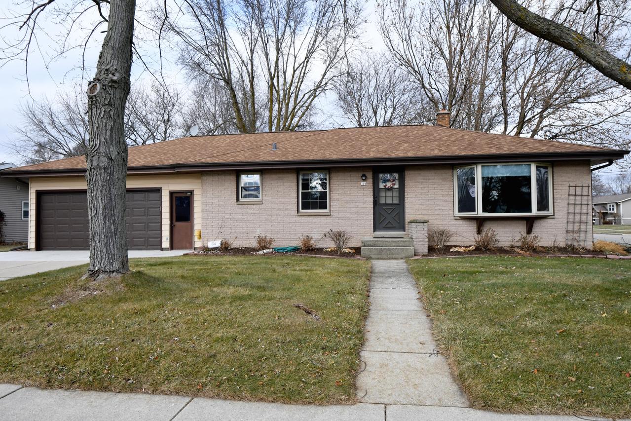 304 North Ave, Kewaskum, WI 53040