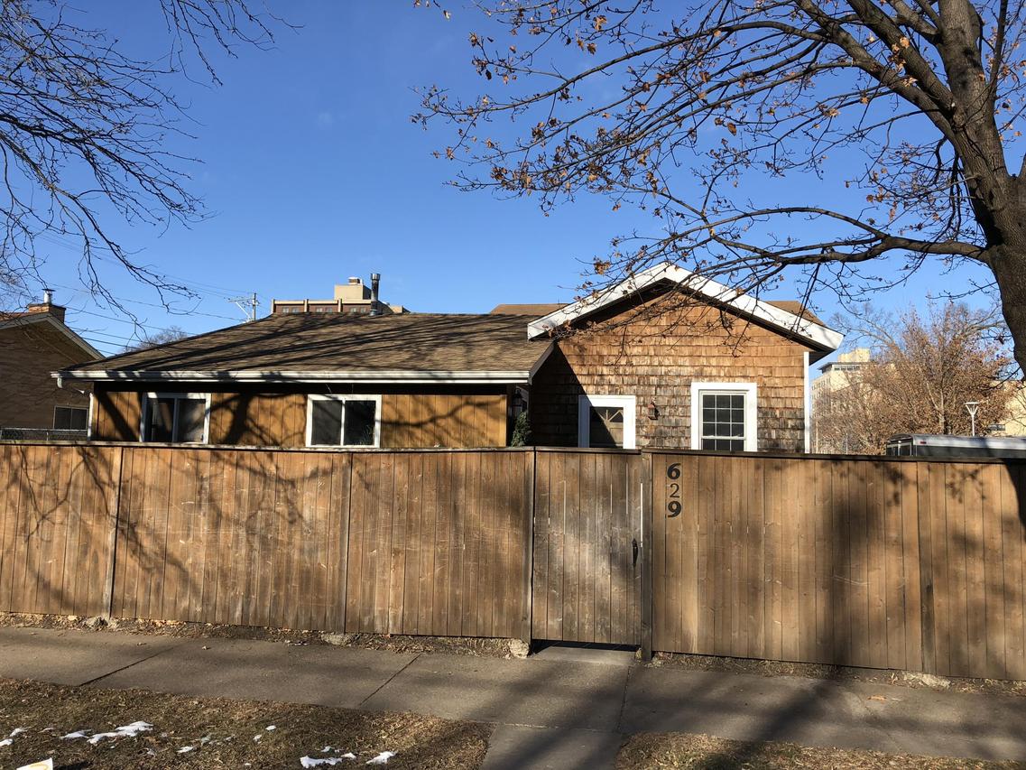 629 Ferry St., La Crosse, WI 54601