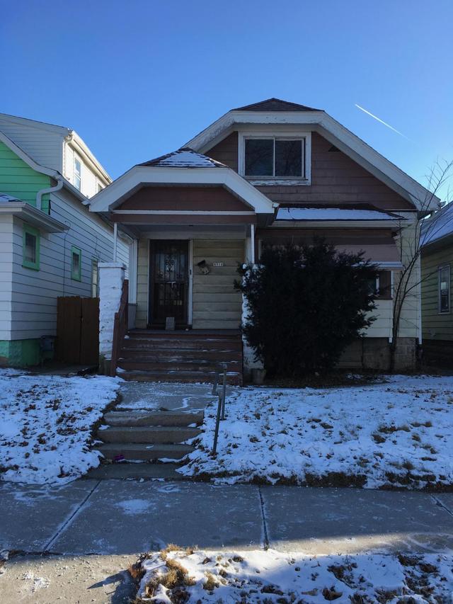 4918 N 37th St, Milwaukee, WI 53209