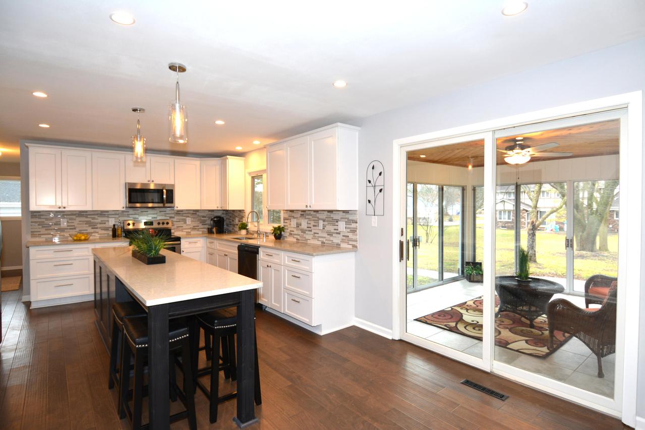 19125 Glen Kerry Dr., Brookfield, WI 53045