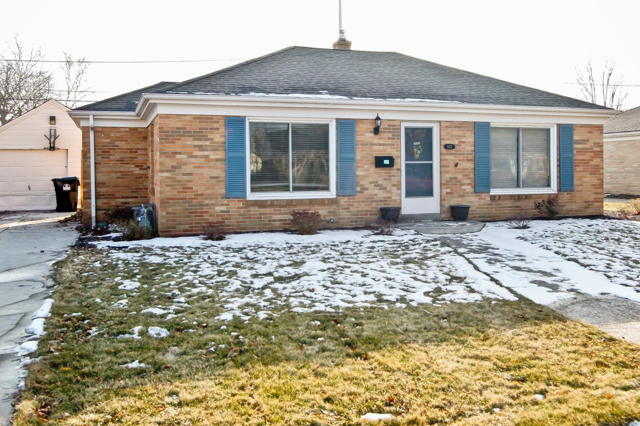 803 Willmor St, Racine, WI 53402