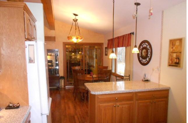 6625 Lincolnshire Dr, Mount Pleasant, WI 53403