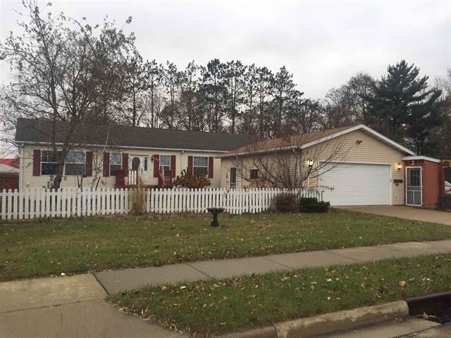 414 Green Acres Ave., Tomah, WI 54660