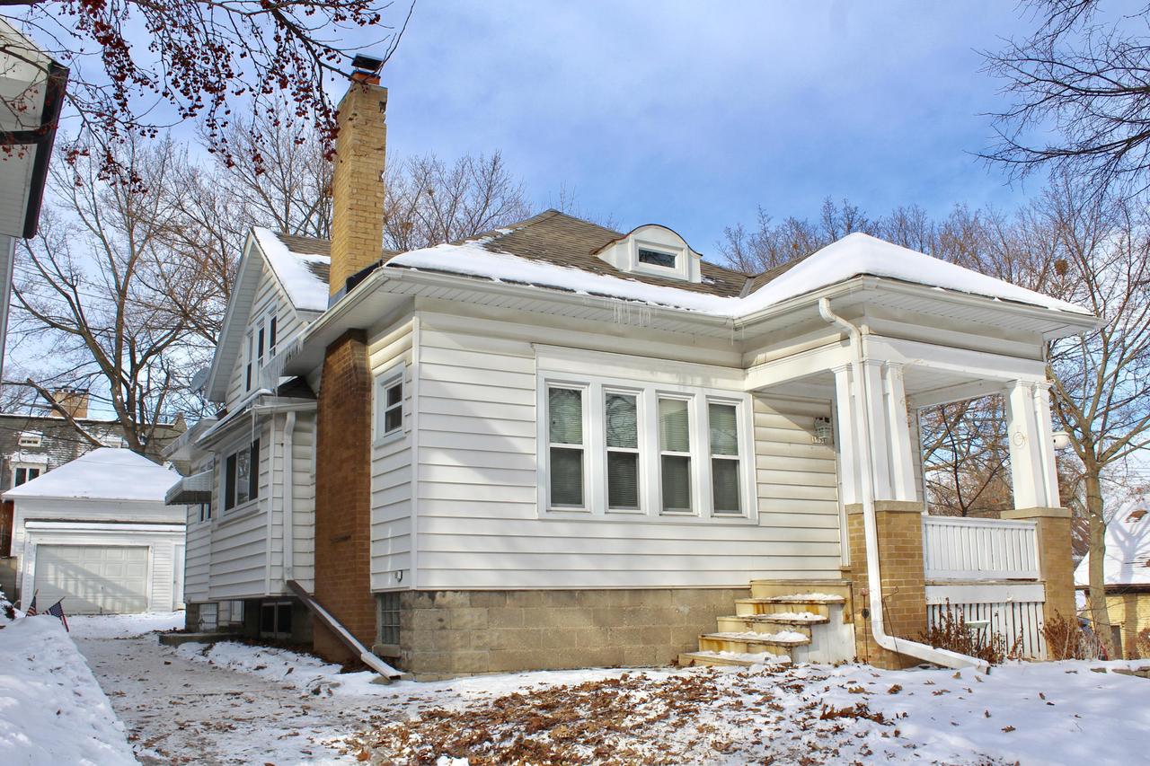 1931 N 68th St, Wauwatosa, WI 53213