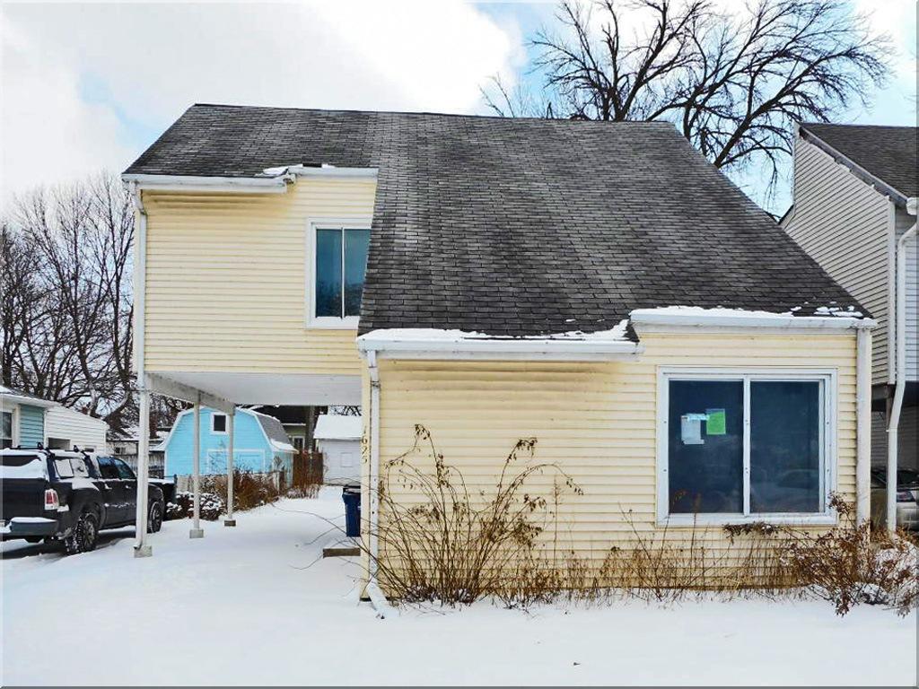 1625 Center St, Racine, WI 53403