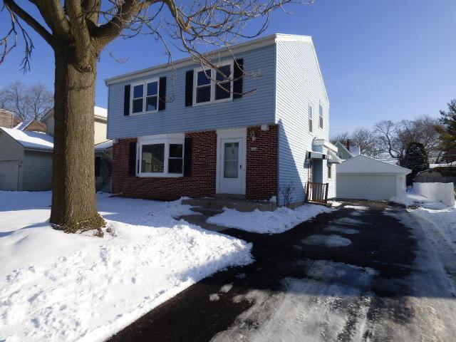 2754 S 111th St, West Allis, WI 53227