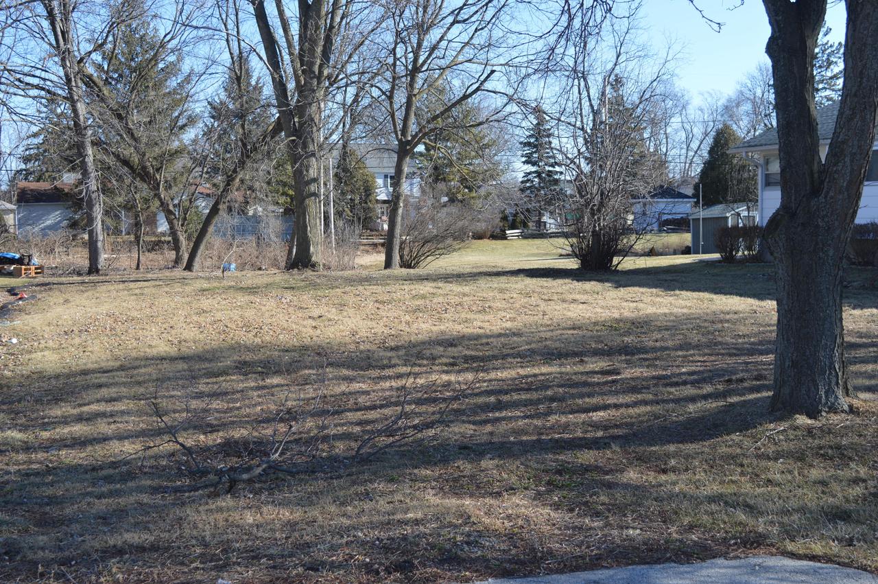 1161 N 12th Ave, West Bend, WI 53090