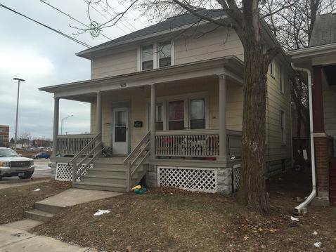 915 63rd St, Kenosha, WI 53142