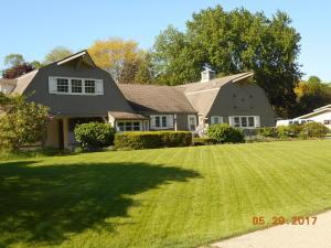 2241 W Kenboern Dr. #Dr, Glendale, WI 53209
