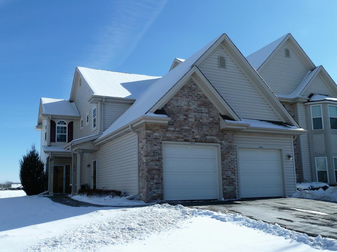 468 Cedar Ct, Slinger, WI 53086