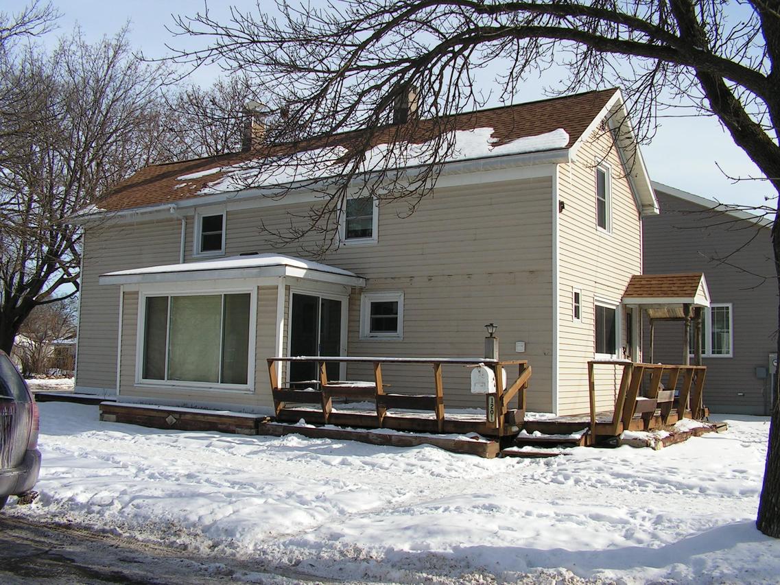 1201 5th Ave, La Crosse, WI 54601