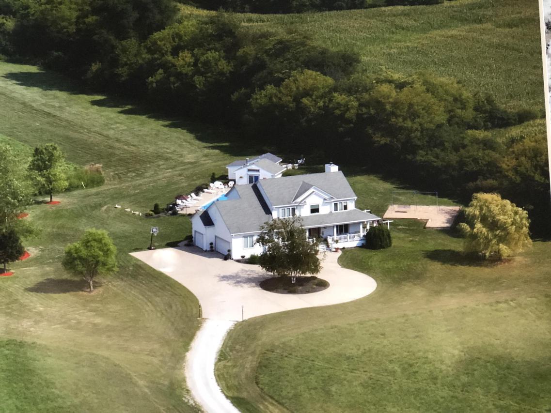 W224S5050 Guthrie Rd., Waukesha, WI 53189