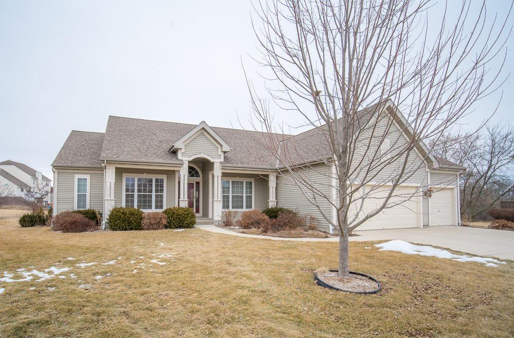 1924 Creekside Pl., West Bend, WI 53095