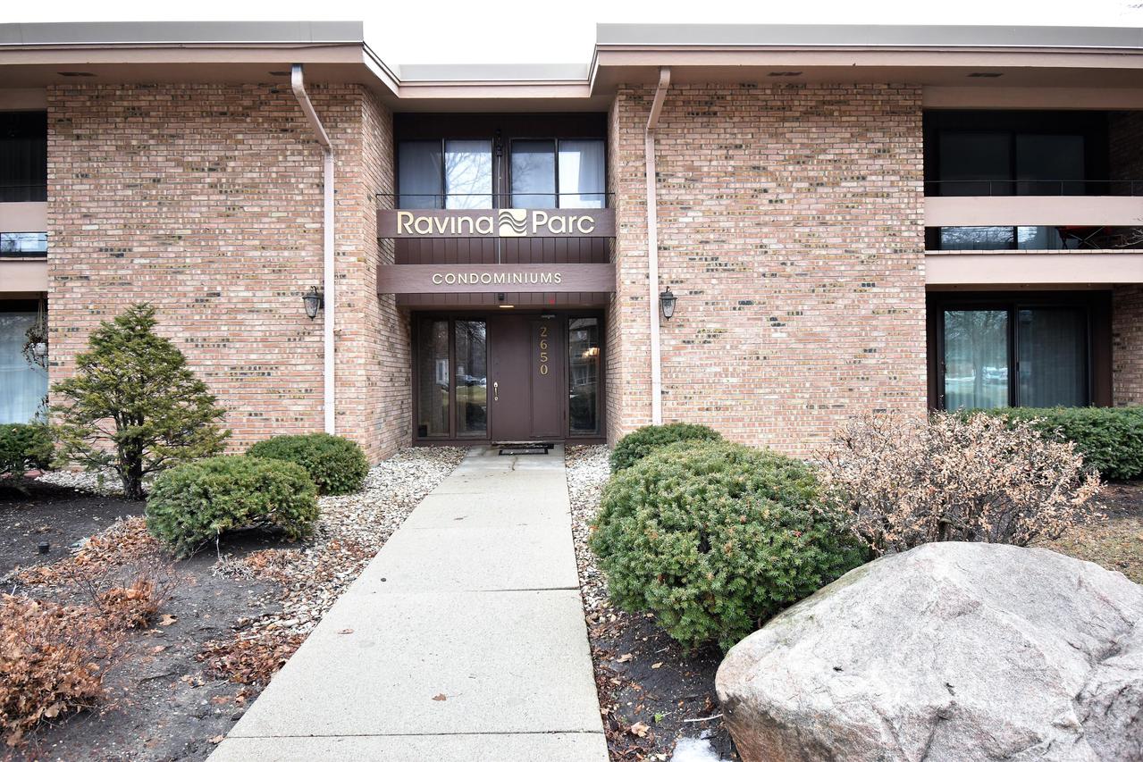 2650 S 60th St. #28, Milwaukee, WI 53219