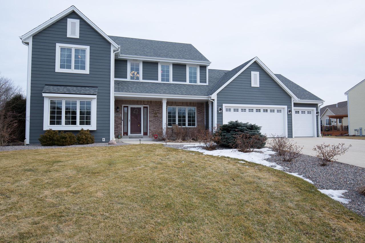 3466 W Yorkshire Cir, Franklin, WI 53132