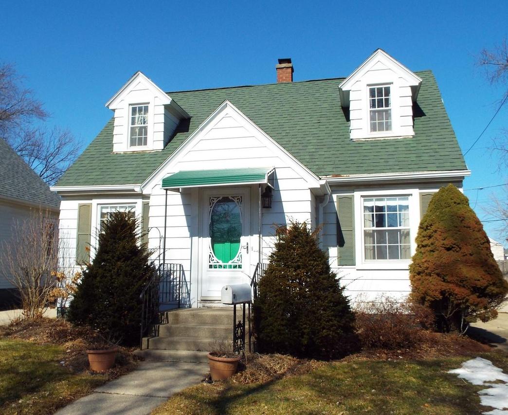 1526 Isabelle Ave, Racine, WI 53402